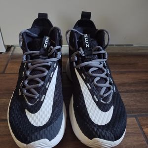 Nike zoom rize